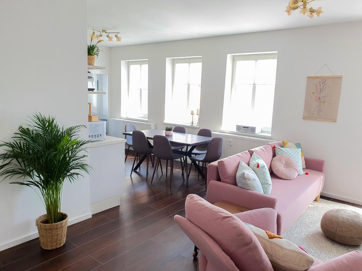 Pb Ferienwohnungen - Fewo 7 - Stilvoll Eingerichtetes Apartment Im Herzen Senftenbergs ภายนอก รูปภาพ