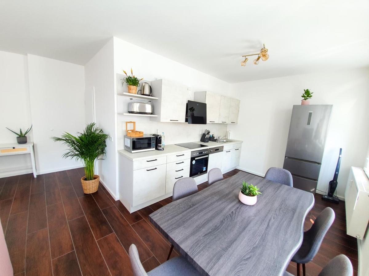 Pb Ferienwohnungen - Fewo 7 - Stilvoll Eingerichtetes Apartment Im Herzen Senftenbergs ภายนอก รูปภาพ
