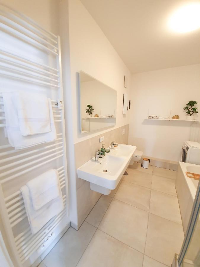 Pb Ferienwohnungen - Fewo 7 - Stilvoll Eingerichtetes Apartment Im Herzen Senftenbergs ภายนอก รูปภาพ